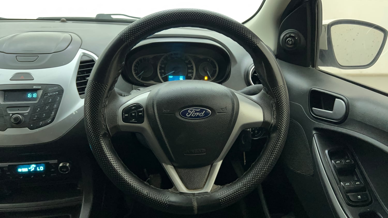 Used 2018 Ford Figo Titanium 1.2 Ti-VCT Petrol Manual interior STEERING VIEW