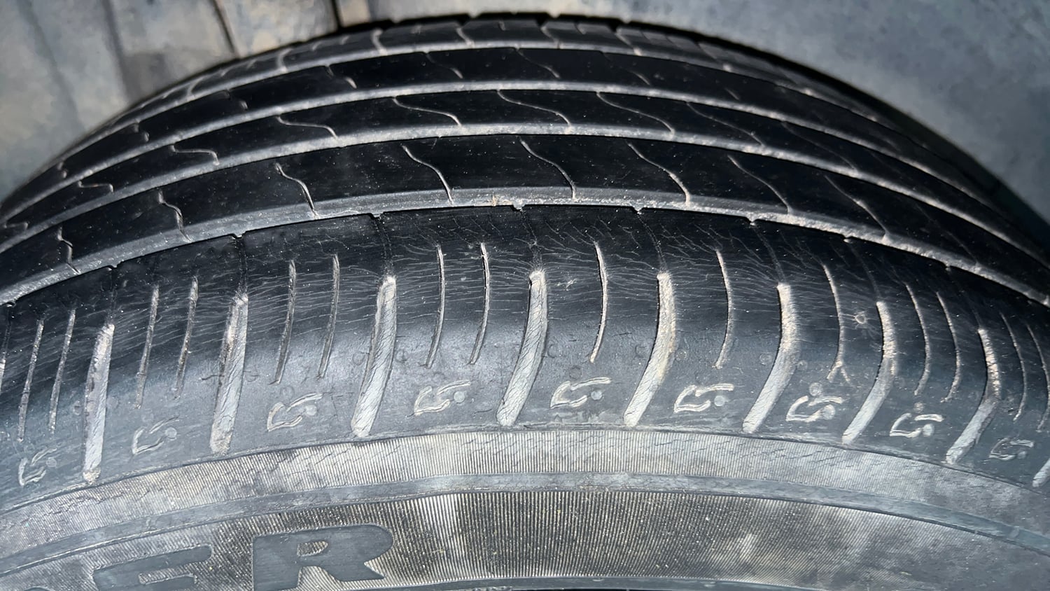 Used 2022 Toyota Urban Cruiser Premium Grade MT Petrol Manual tyres RIGHT REAR TYRE TREAD VIEW