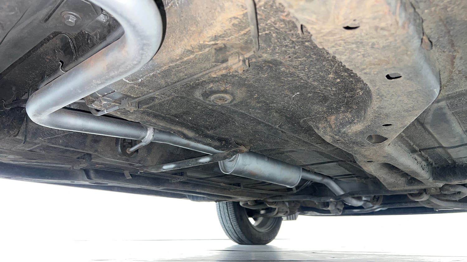 Used 2021 Tata Tiago XZ Plus Petrol Manual extra REAR RIGHT UNDERBODY VIEW