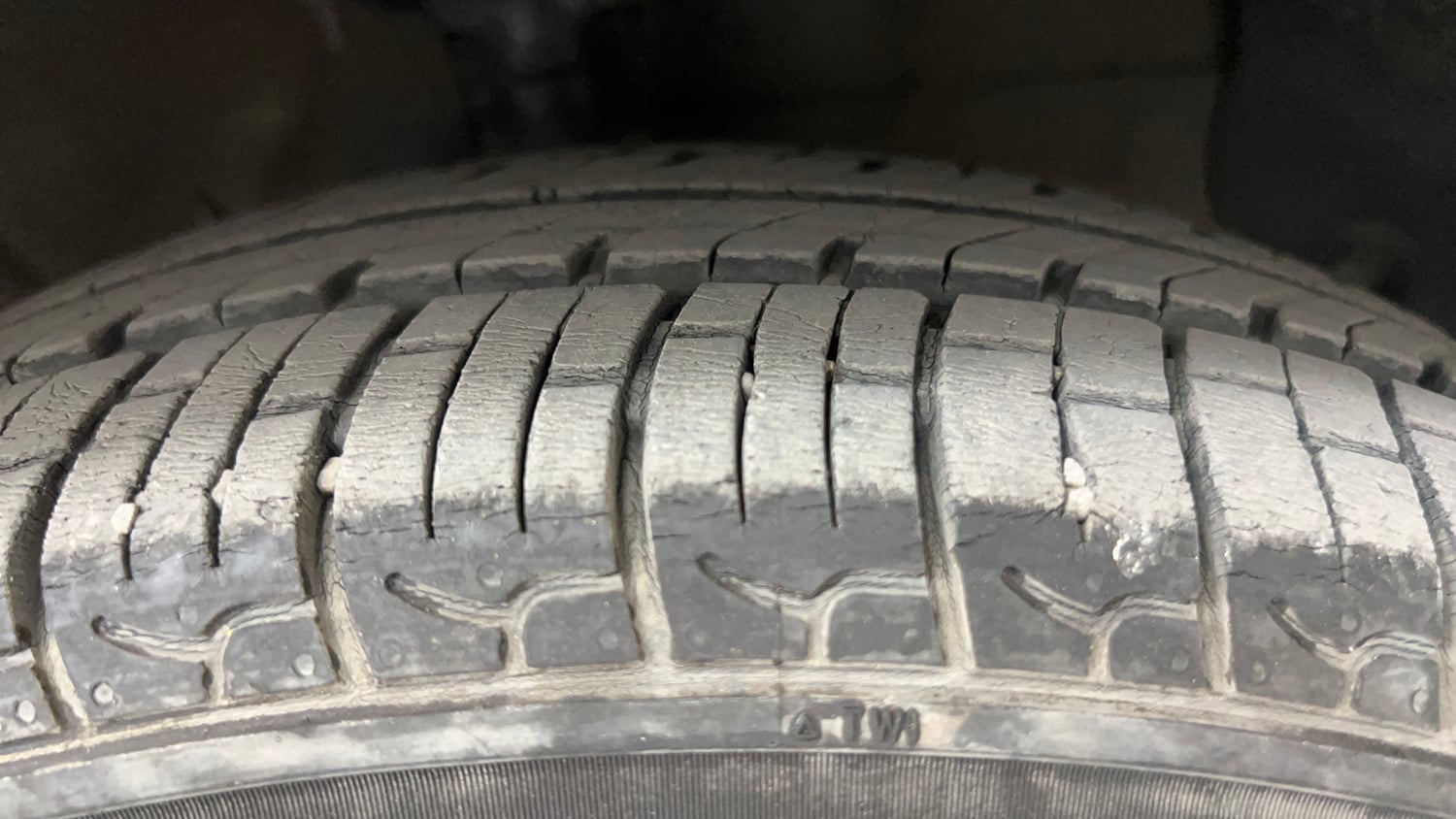 Used 2021 Hyundai Santro Sportz AMT Petrol Automatic tyres RIGHT FRONT TYRE TREAD VIEW