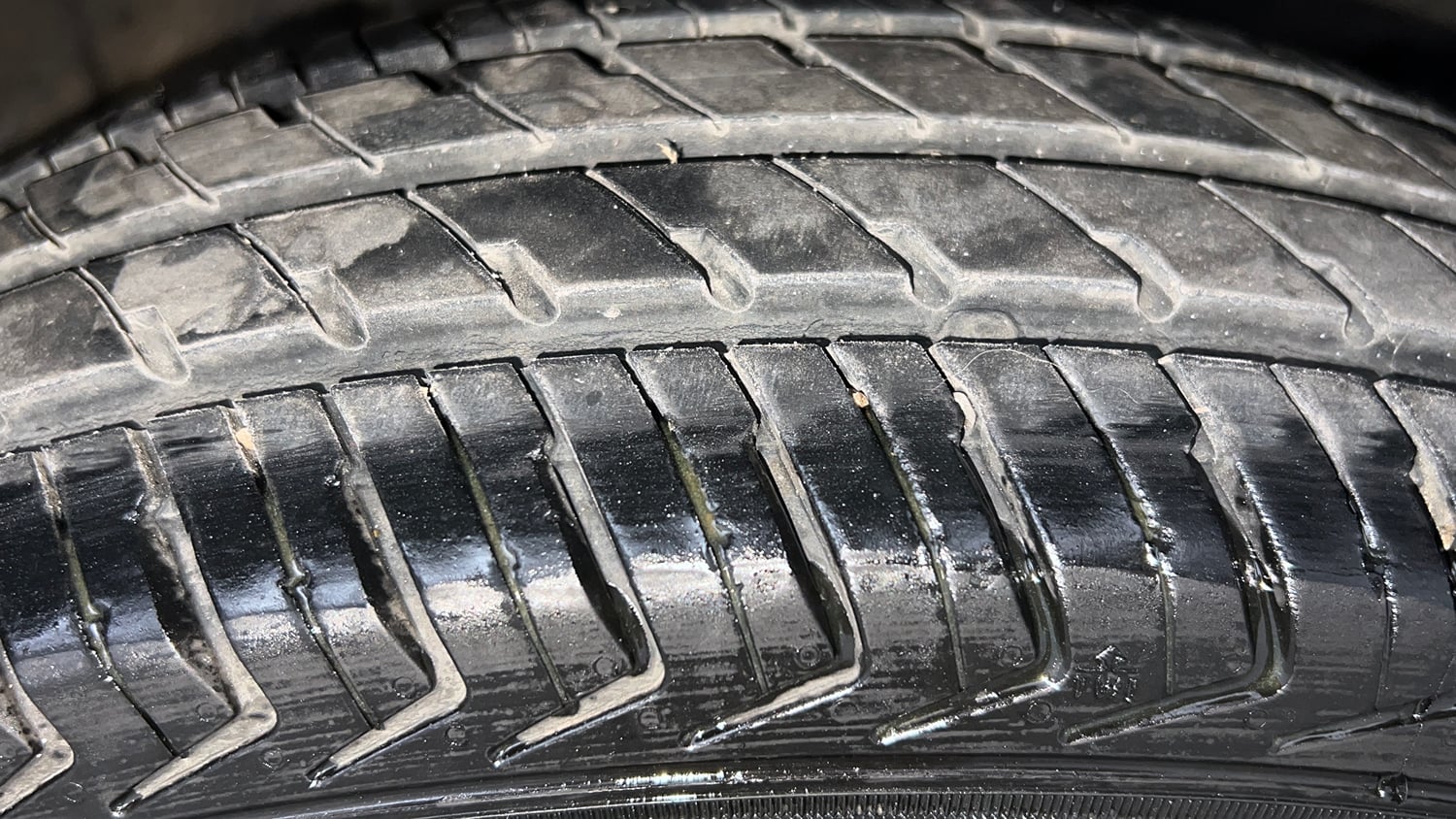 Used 2023 Maruti Suzuki Alto K10 VXi Plus AGS Petrol Automatic tyres RIGHT FRONT TYRE TREAD VIEW
