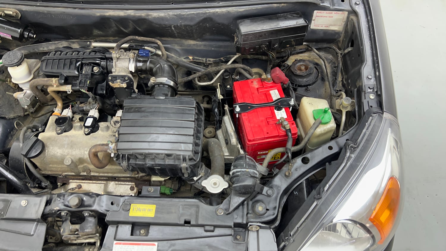 Used 2018 Maruti Suzuki Alto 800 VXi Petrol Manual engine ENGINE LEFT SIDE VIEW