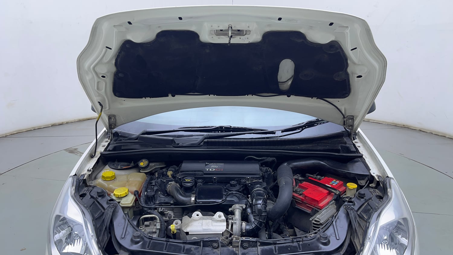 Used 2014 Ford Figo Duratorq Diesel EXI 1.4 Diesel Manual engine ENGINE & BONNET OPEN FRONT VIEW