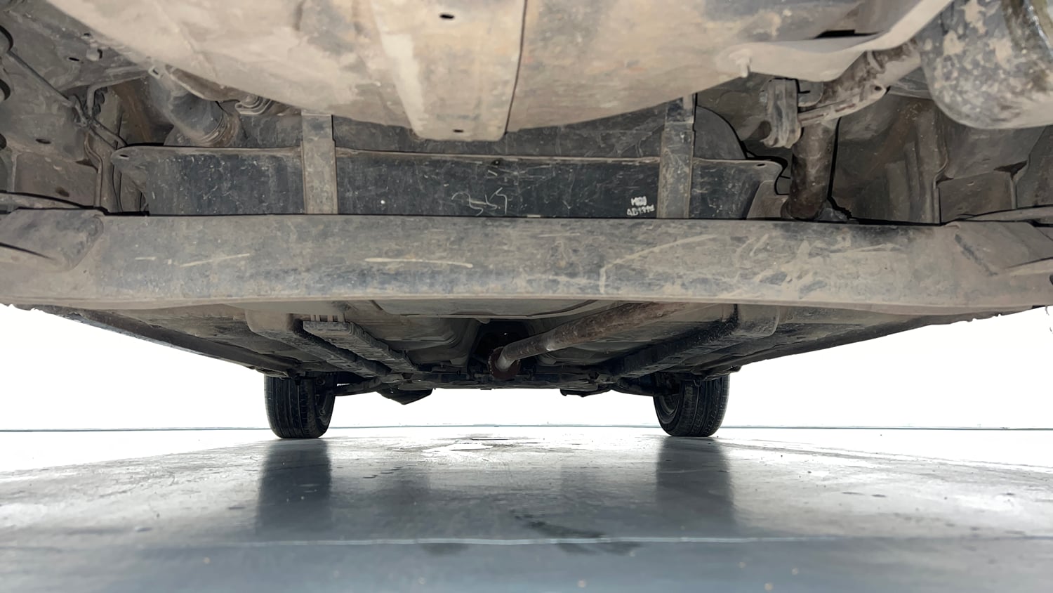 Used 2015 Hyundai Grand i10 Sportz 1.2 Kappa VTVT Petrol Manual extra REAR UNDERBODY VIEW (TAKEN FROM REAR)
