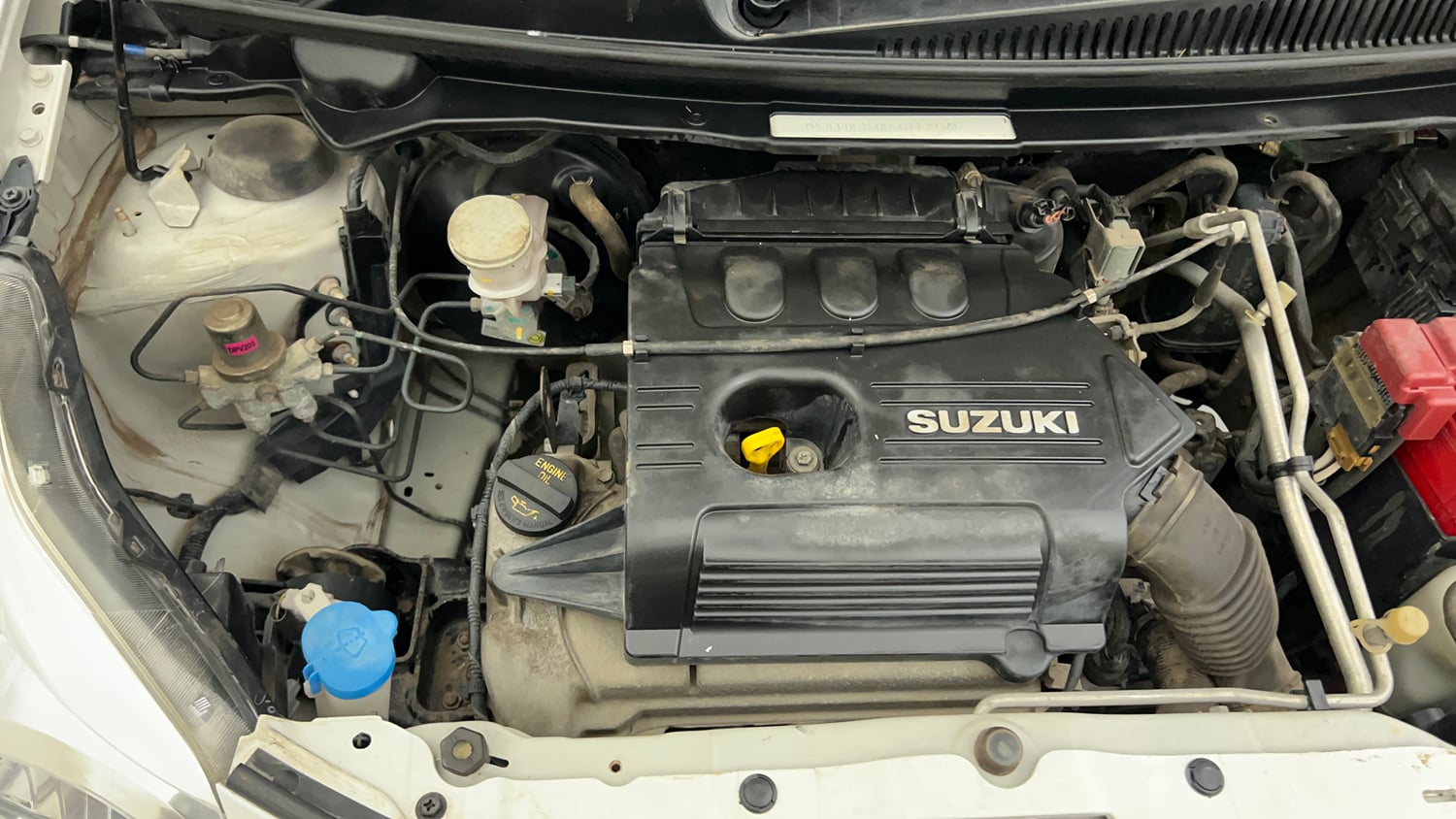 Used 2012 Maruti Suzuki A-Star Vxi Petrol Manual engine ENGINE RIGHT SIDE VIEW