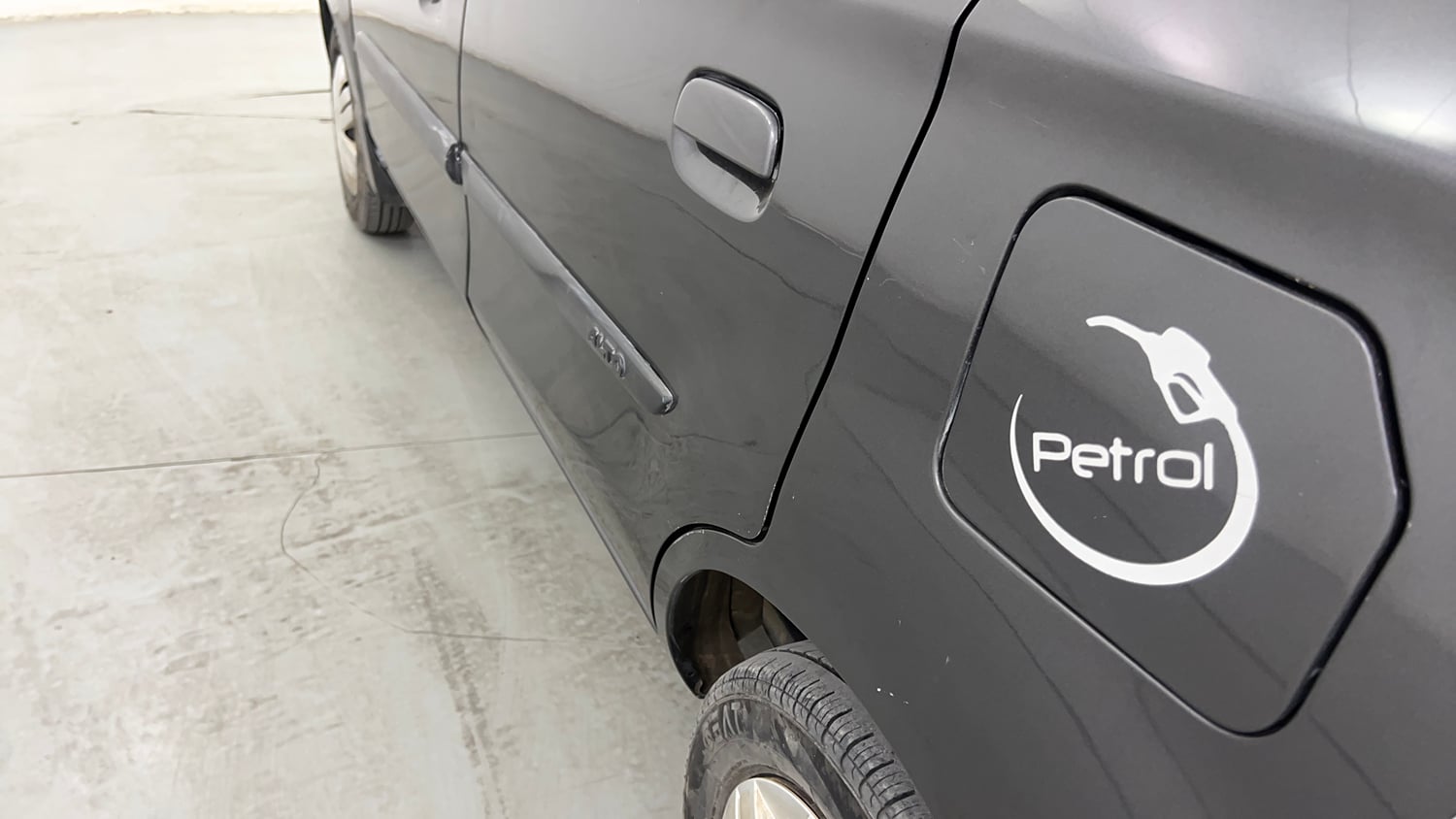 Used 2014 Maruti Suzuki Alto 800 Lxi Petrol Manual dents MINOR SCRATCH