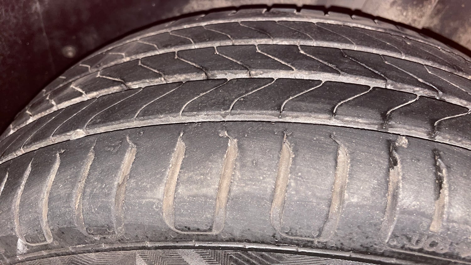 Used 2015 Volkswagen Polo GT TDI Diesel Manual tyres LEFT REAR TYRE TREAD VIEW