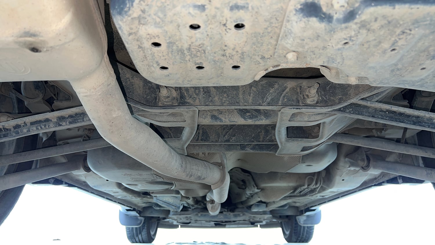 Used 2022 Jeep Compass Limited (O) 2.0 Diesel Diesel Manual extra REAR UNDERBODY VIEW (TAKEN FROM REAR)