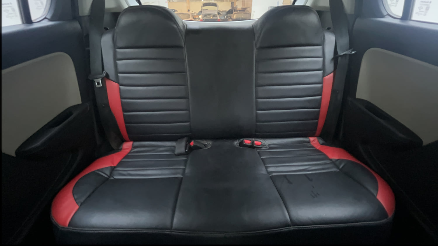 Used 2022 Maruti Suzuki Alto 800 LXi (O) Petrol Manual interior REAR SEAT CONDITION VIEW