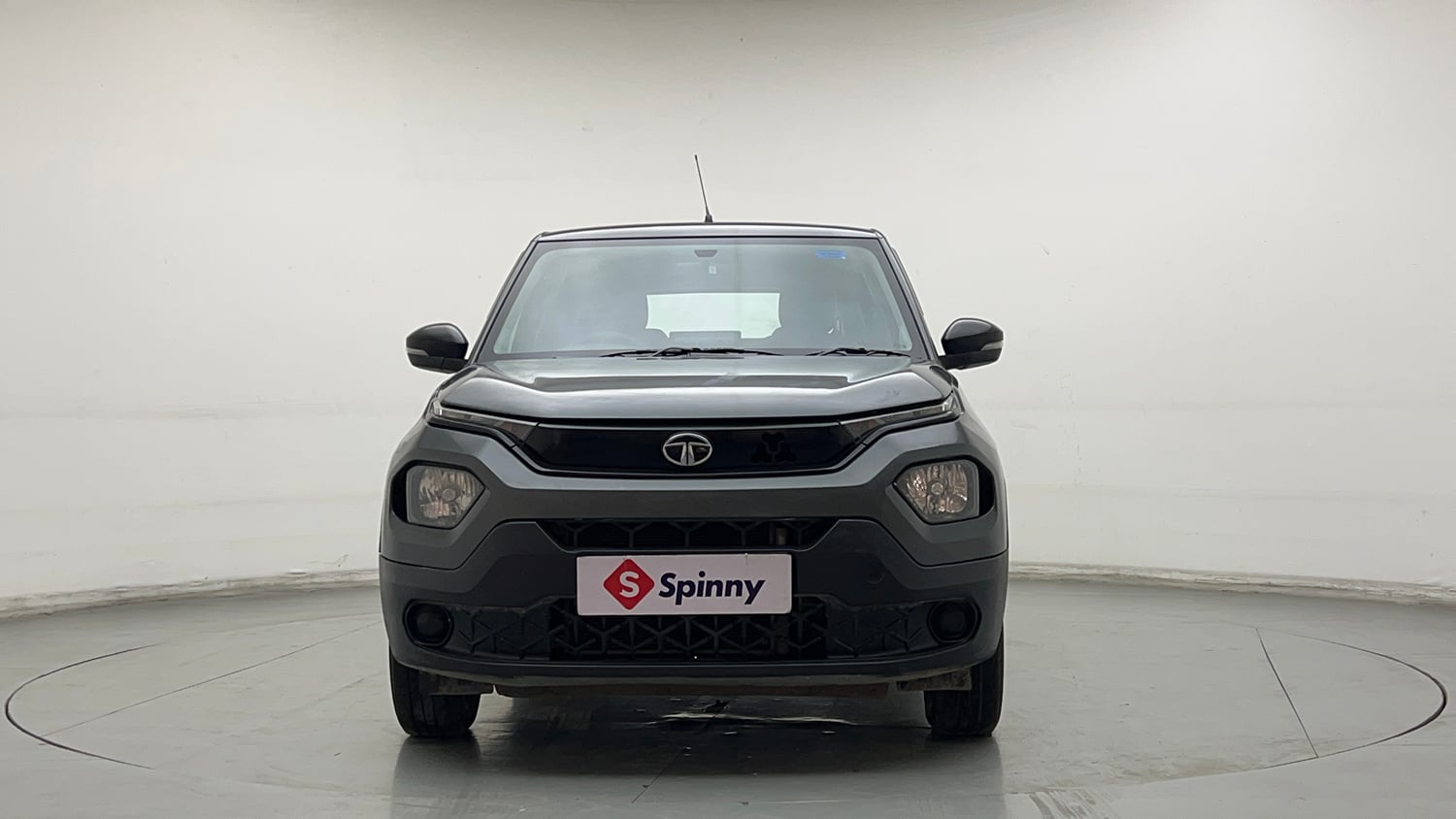 Used 2022 Tata Punch Pure MT Petrol Manual exterior FRONT VIEW