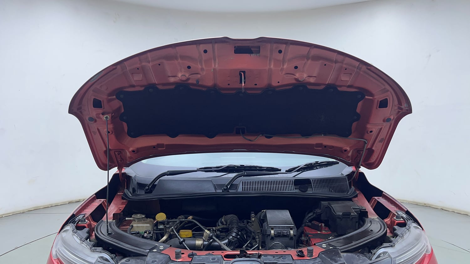 Used 2022 Renault Kiger RXZ Turbo CVT Petrol Automatic engine ENGINE & BONNET OPEN FRONT VIEW
