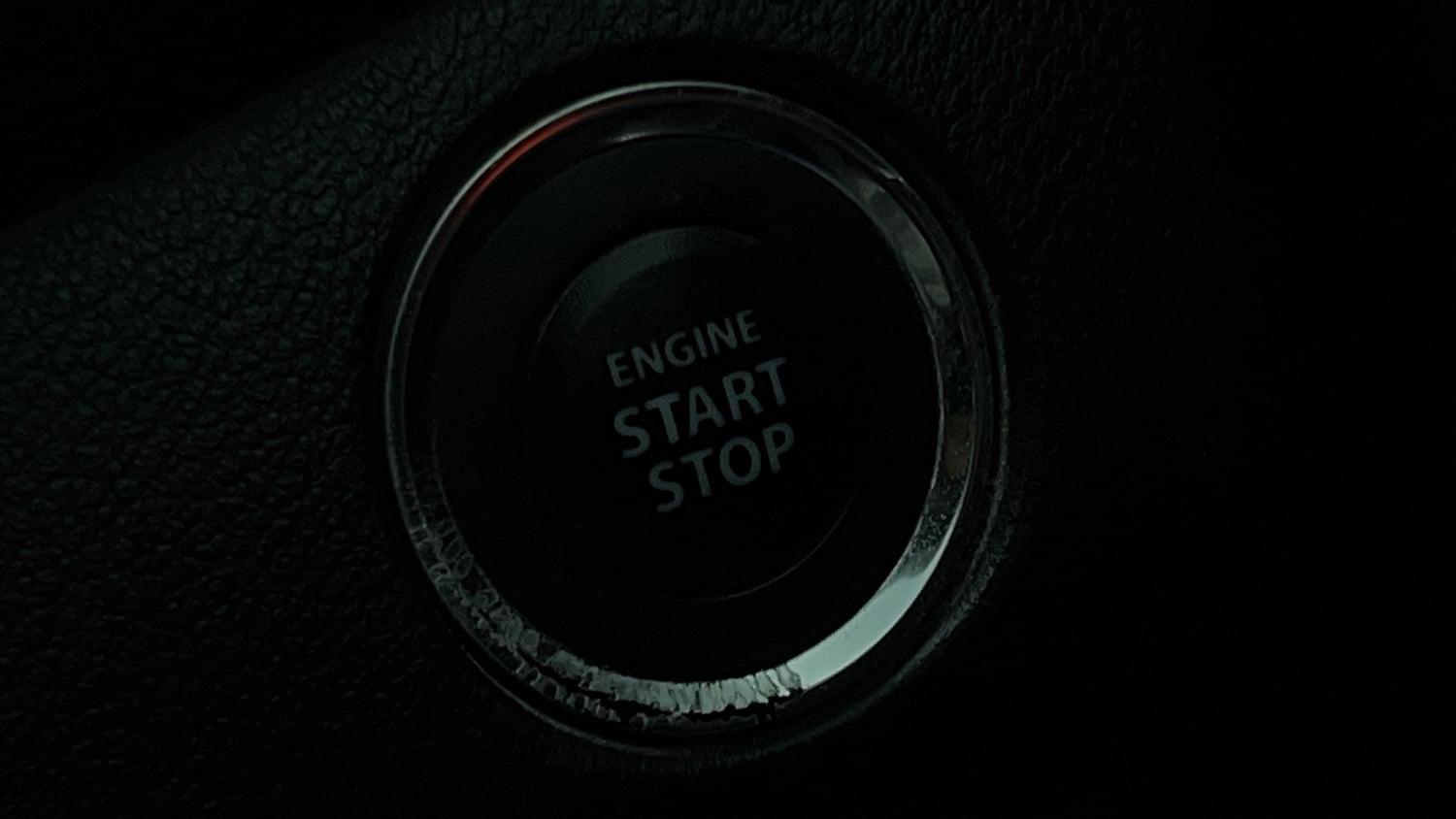 Used 2017 Maruti Suzuki Baleno Alpha 1.2 Petrol Manual top_features Keyless start