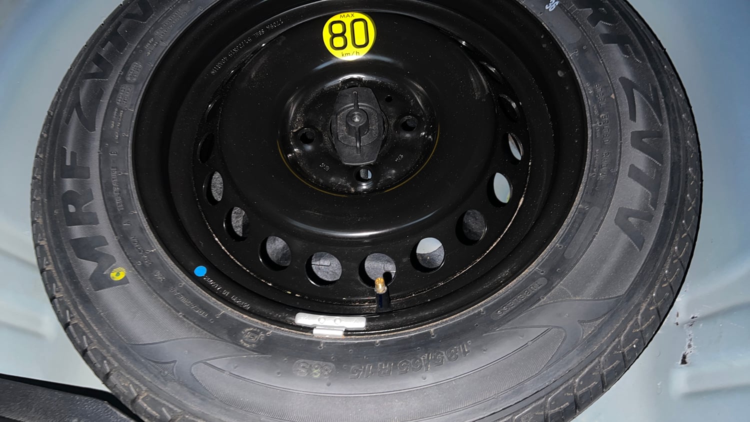 Used 2017 Maruti Suzuki Baleno Alpha 1.2 Petrol Manual tyres SPARE TYRE VIEW