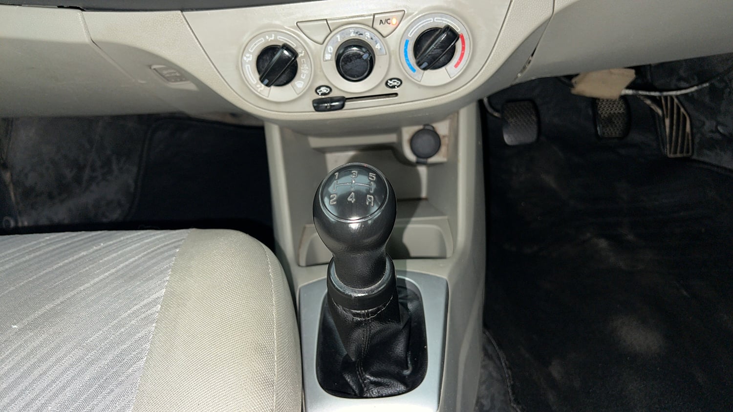Used 2020 Maruti Suzuki Alto K10 VXi Petrol Manual interior GEAR  KNOB VIEW