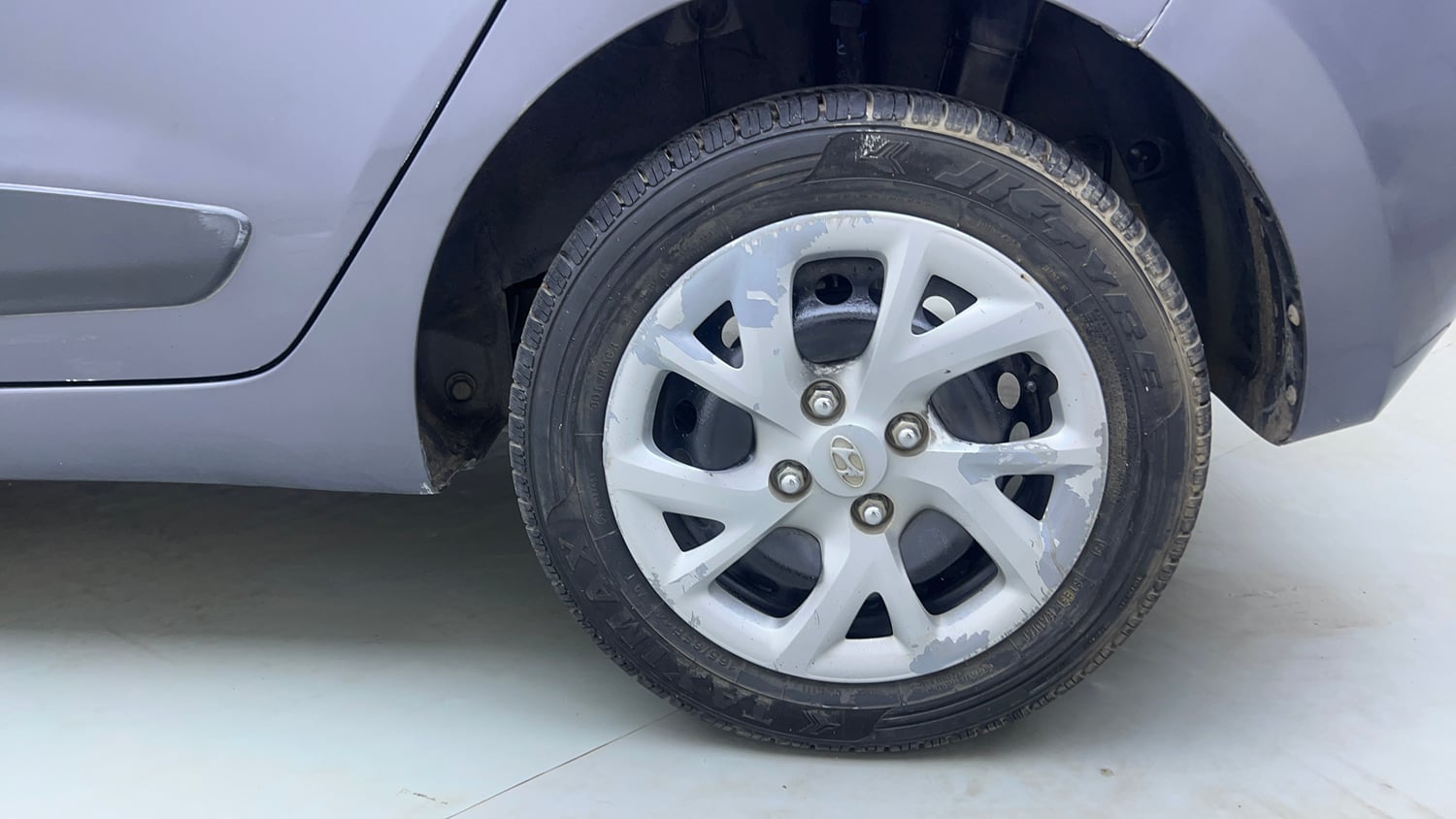 Used 2018 Hyundai Grand i10 Sportz 1.2 Kappa VTVT Petrol Manual tyres LEFT REAR TYRE RIM VIEW