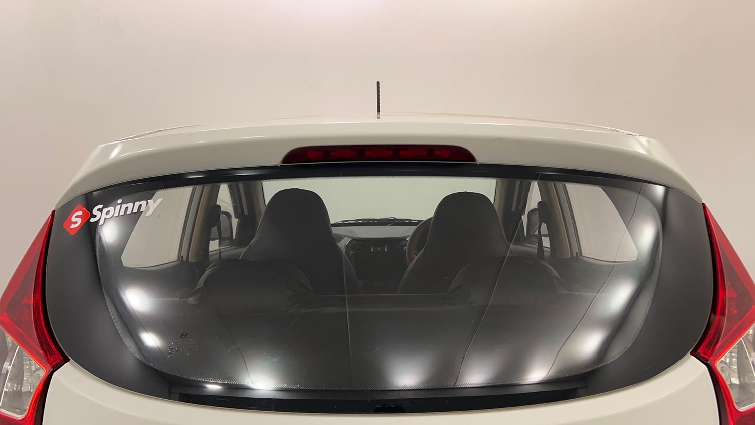 Used 2016 Hyundai Eon D-Lite + Petrol Manual exterior BACK WINDSHIELD VIEW