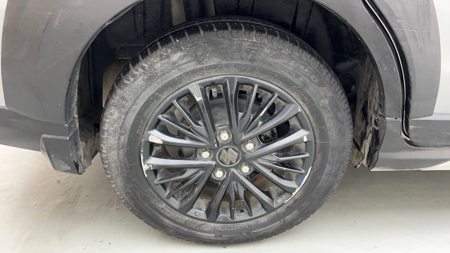 Used 2019 Maruti Suzuki XL6 Alpha AT Petrol Petrol Automatic tyres RIGHT REAR TYRE RIM VIEW