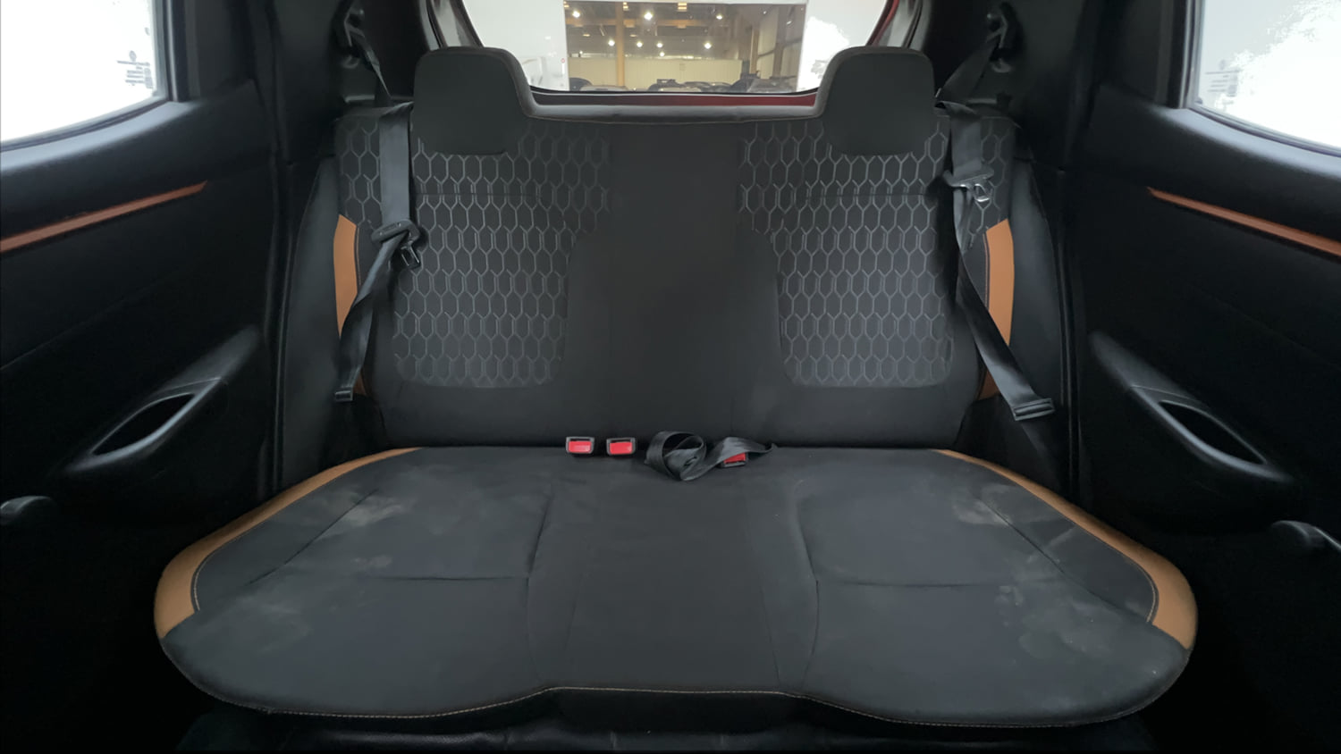 Used 2018 Renault Kwid CLIMBER 1.0 Petrol Manual interior REAR SEAT CONDITION VIEW