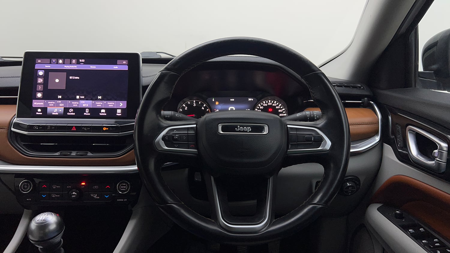 Used 2022 Jeep Compass Limited (O) 2.0 Diesel Diesel Manual interior STEERING VIEW