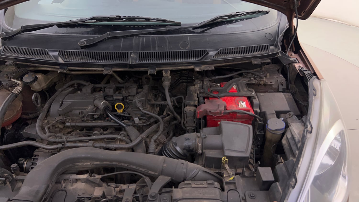 Used 2019 Ford Freestyle Trend Plus 1.2 Ti-VCT Petrol Manual engine ENGINE LEFT SIDE HINGE & APRON VIEW