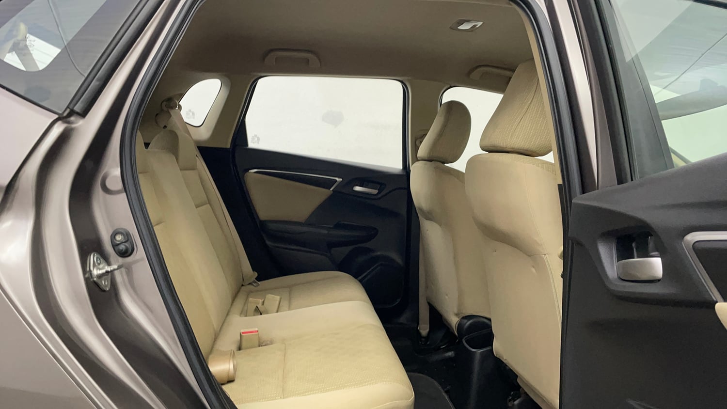 Used 2016 Honda Jazz V Petrol Petrol Manual interior RIGHT SIDE REAR DOOR CABIN VIEW