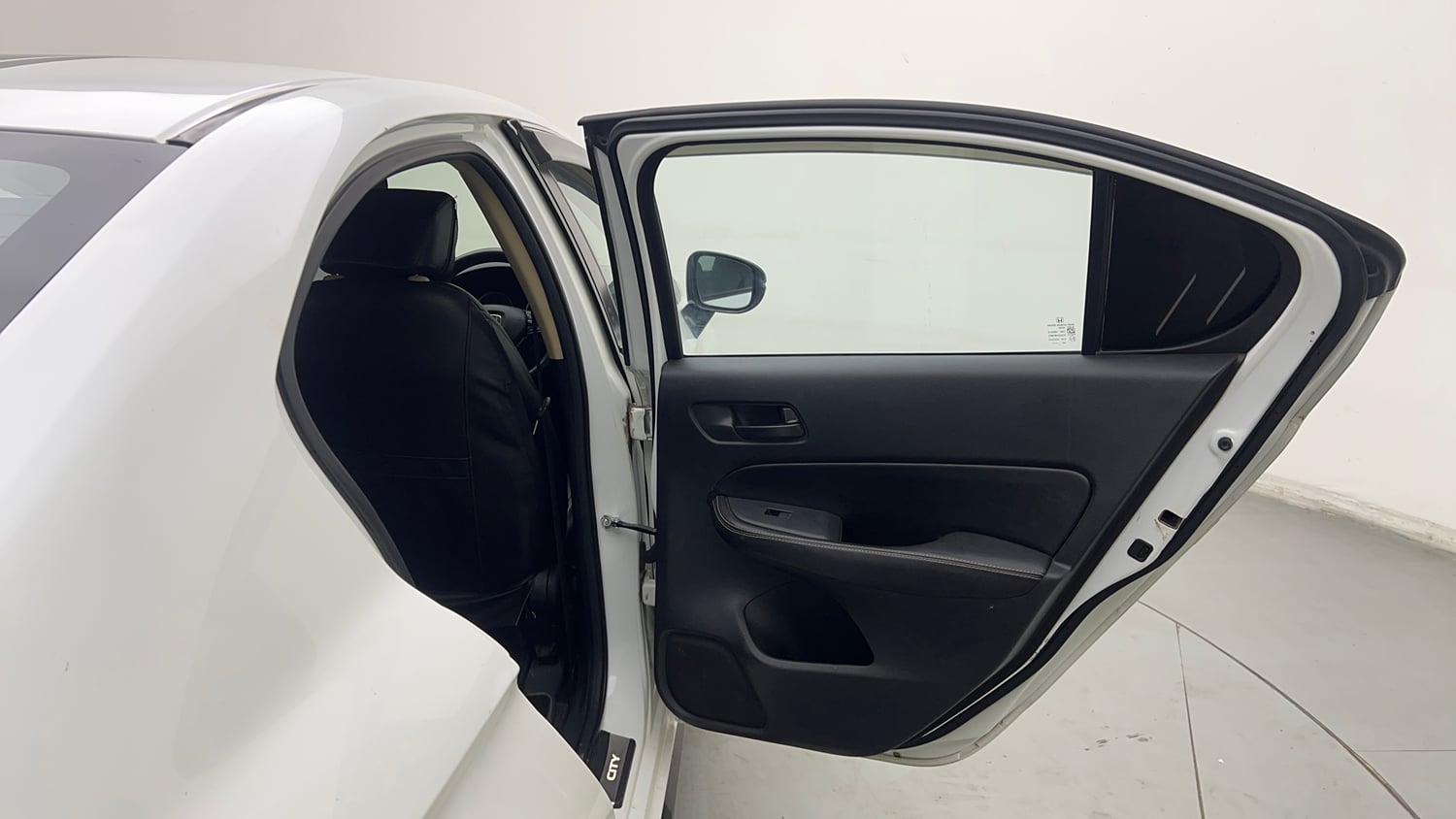 Used 2022 Honda City V Petrol Petrol Manual interior RIGHT REAR DOOR OPEN VIEW