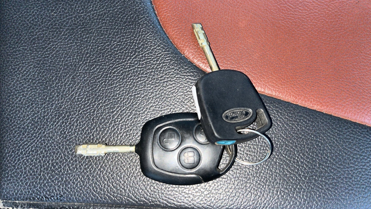 Used 2014 Ford Figo Duratorq Diesel EXI 1.4 Diesel Manual extra CAR KEY VIEW