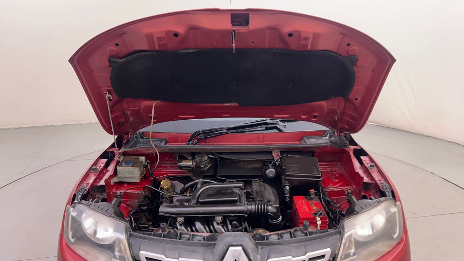 Used 2016 Renault Kwid RXT Petrol Manual engine ENGINE & BONNET OPEN FRONT VIEW