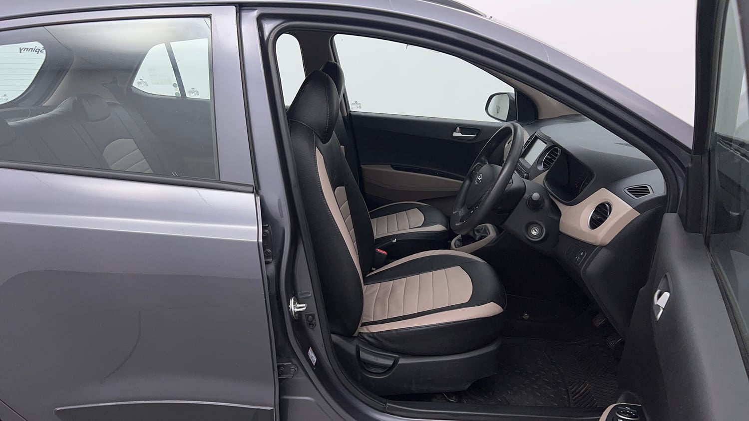 Used 2018 Hyundai Grand i10 Sportz 1.2 Kappa VTVT Petrol Manual interior RIGHT SIDE FRONT DOOR CABIN VIEW