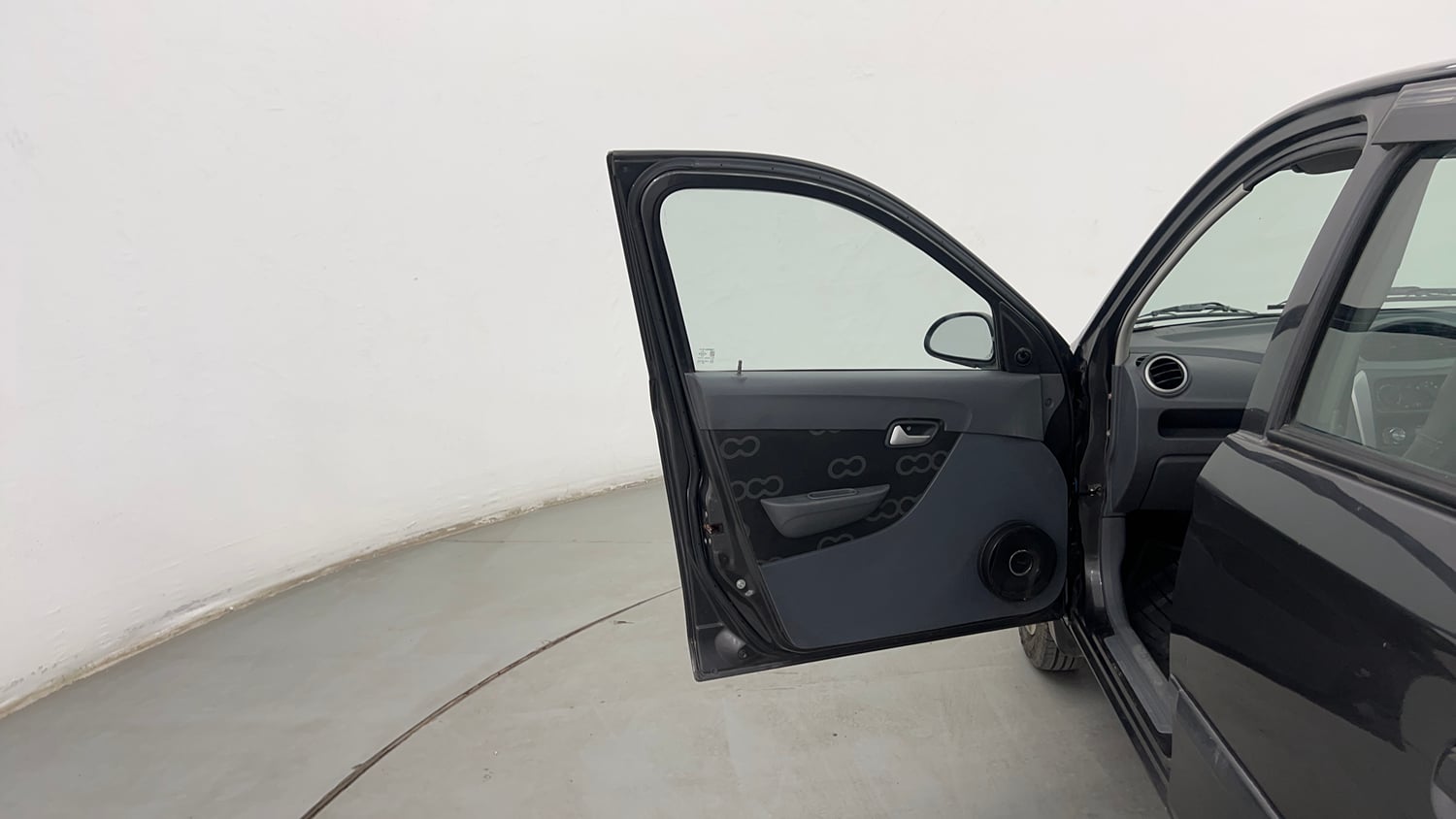 Used 2014 Maruti Suzuki Alto 800 Lxi Petrol Manual interior LEFT FRONT DOOR OPEN VIEW