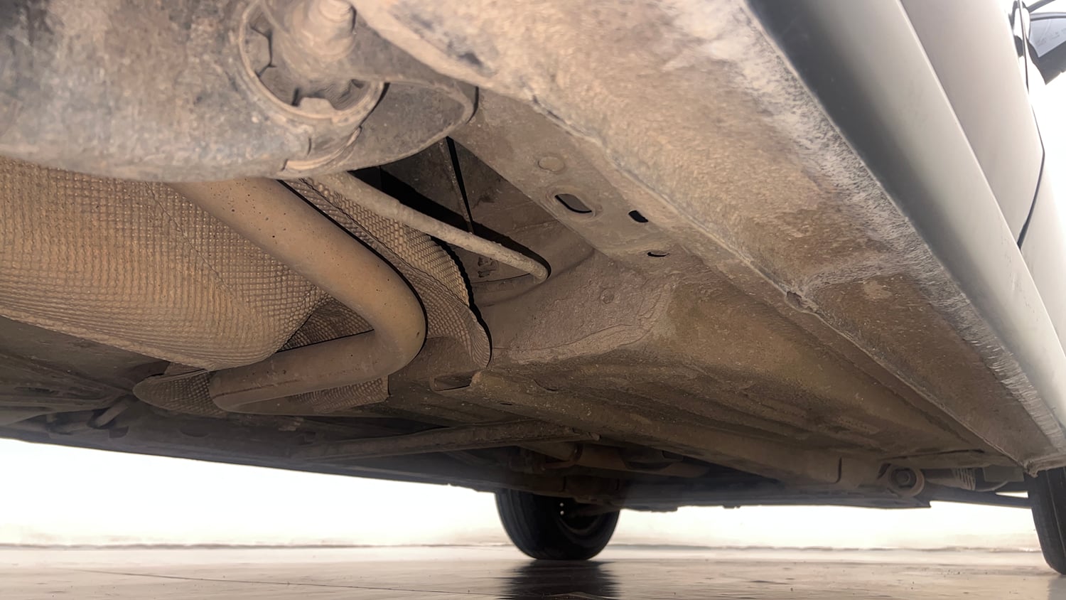 Used 2013 Ford Figo Duratorq Diesel ZXI 1.4 Diesel Manual extra REAR RIGHT UNDERBODY VIEW