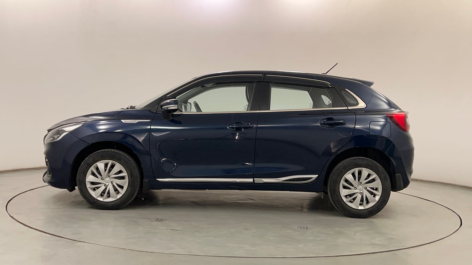 Used 2025 Maruti Suzuki Baleno Delta AGS Petrol Automatic exterior LEFT SIDE VIEW