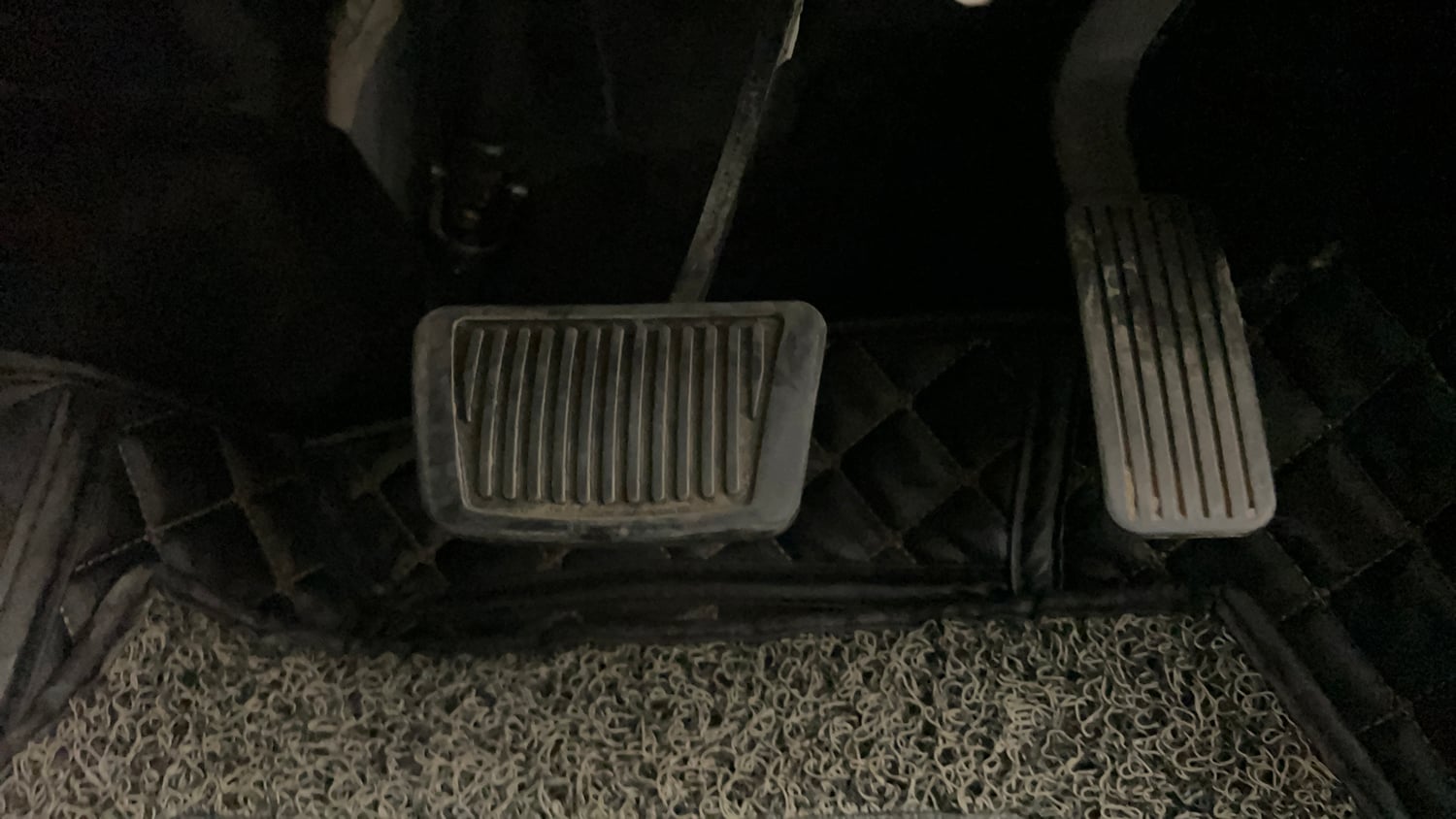 Used 2022 kia Seltos HTX 1.5 IVT Petrol Automatic interior PEDALS VIEW