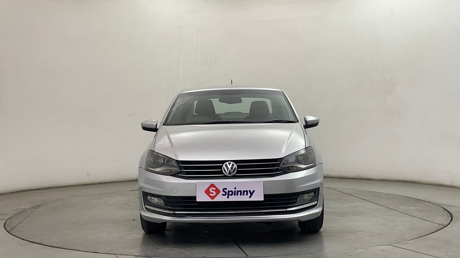Used 2015 Volkswagen Vento Highline Petrol Petrol Manual exterior FRONT VIEW