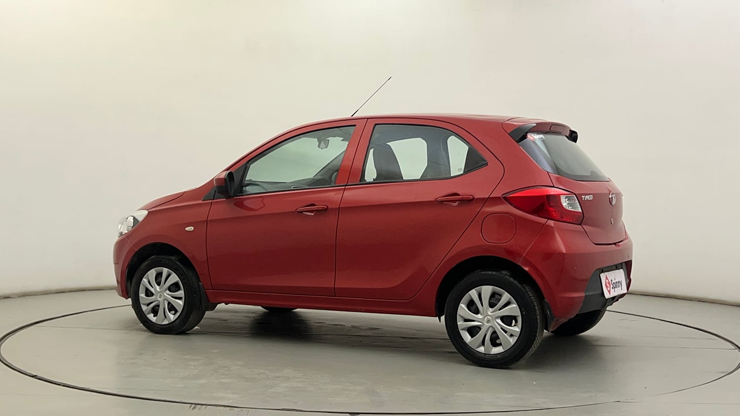 Used 2017 Tata Tiago Revotron XTA Petrol Automatic exterior LEFT REAR CORNER VIEW