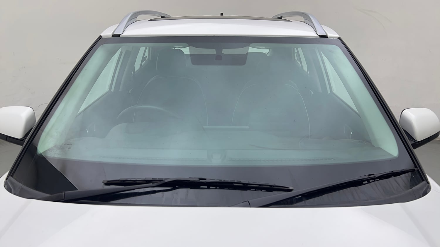 Used 2022 Hyundai Venue SX 1.2 Petrol Petrol Manual exterior FRONT WINDSHIELD VIEW
