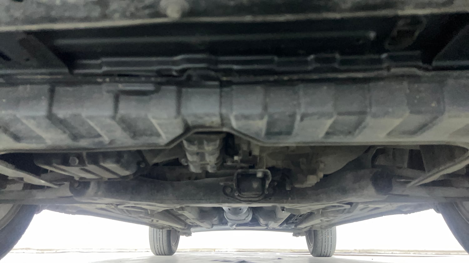 Used 2012 Hyundai Verna Fluidic 1.6 VTVT SX Petrol Manual extra FRONT LEFT UNDERBODY VIEW