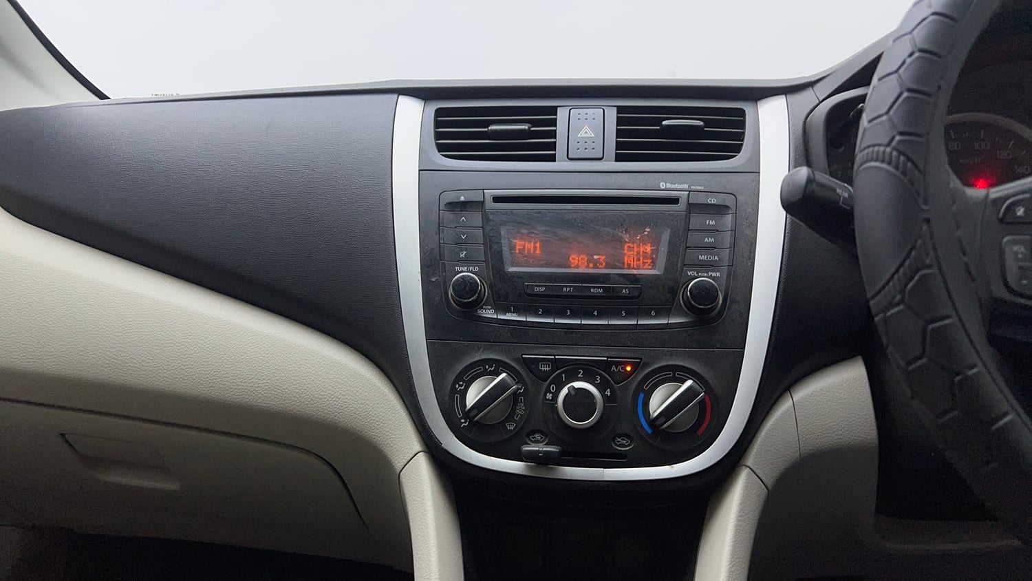 Used 2018 Maruti Suzuki Celerio ZXi (O) AMT Petrol Automatic interior MUSIC SYSTEM & AC CONTROL VIEW