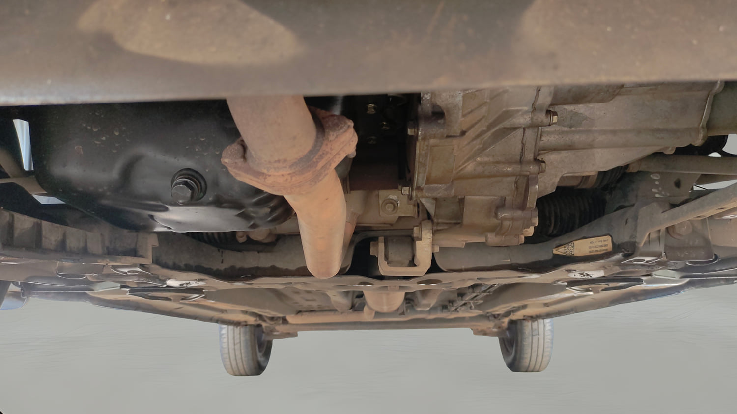 Used 2023 Tata Punch Pure MT Petrol Manual extra FRONT LEFT UNDERBODY VIEW
