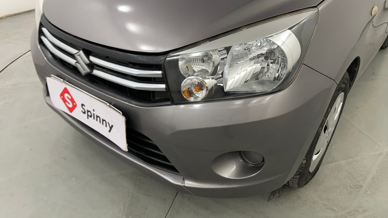 Used 2016 Maruti Suzuki Celerio VXi AMT Petrol Automatic dents MINOR SCRATCH
