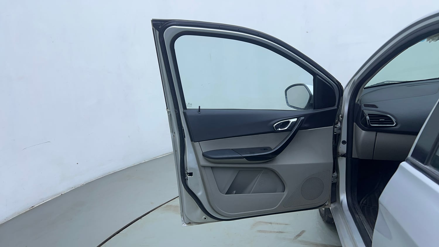 Used 2018 Tata Tiago Revotron XZA Petrol Automatic interior LEFT FRONT DOOR OPEN VIEW