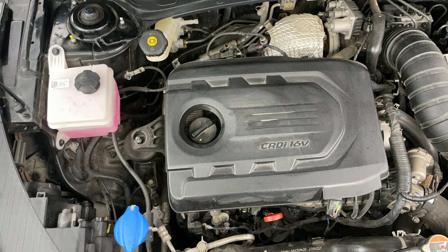 Used 2025 Kia Seltos GTX Plus 1.5 Diesel AT Diesel Automatic engine ENGINE RIGHT SIDE VIEW