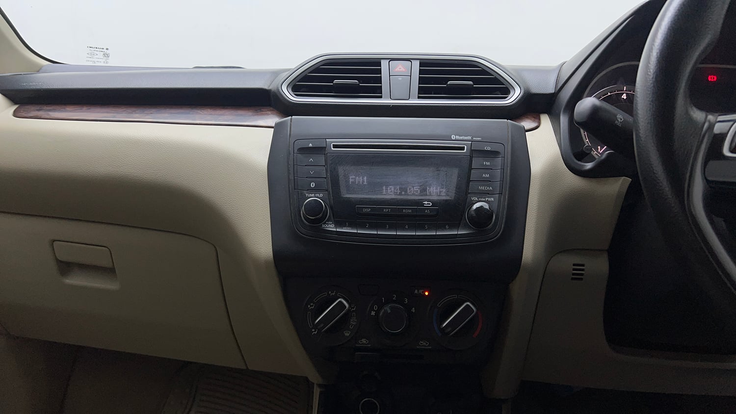 Used 2018 Maruti Suzuki Dzire VDi Diesel Manual interior MUSIC SYSTEM & AC CONTROL VIEW