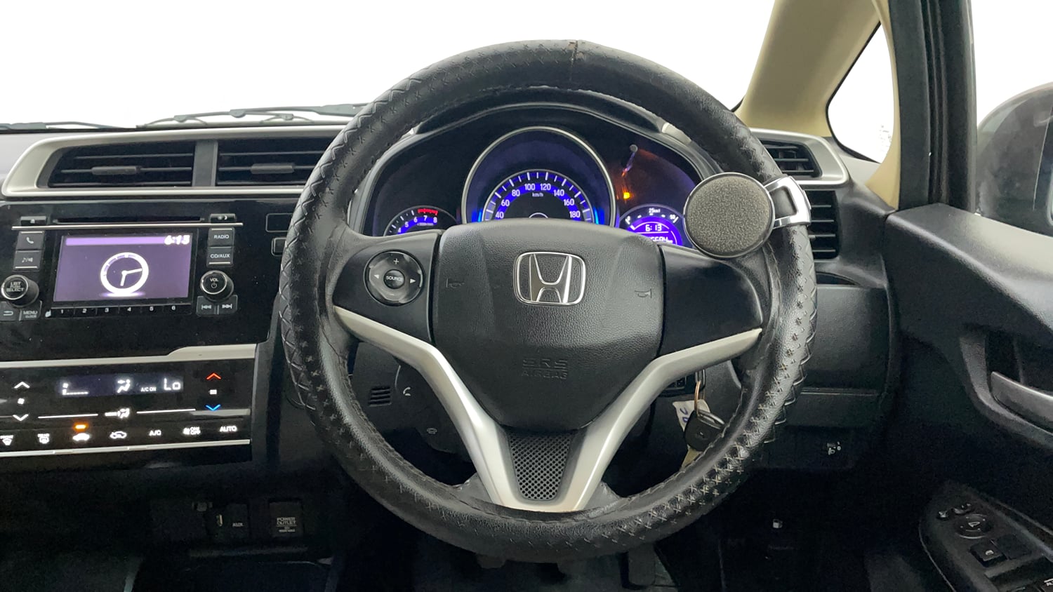 Used 2016 Honda Jazz V Petrol Petrol Manual interior STEERING VIEW