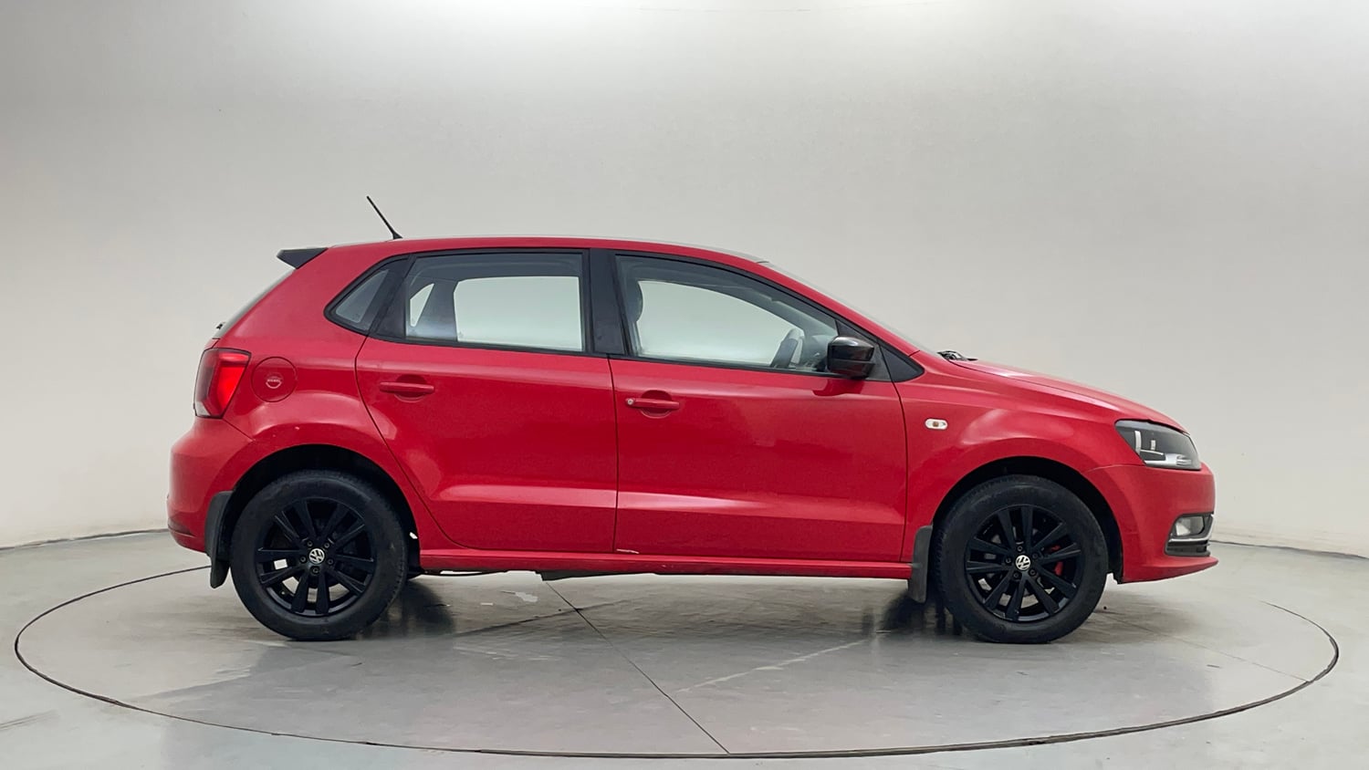 Used 2015 Volkswagen Polo GT TDI Diesel Manual exterior RIGHT SIDE VIEW