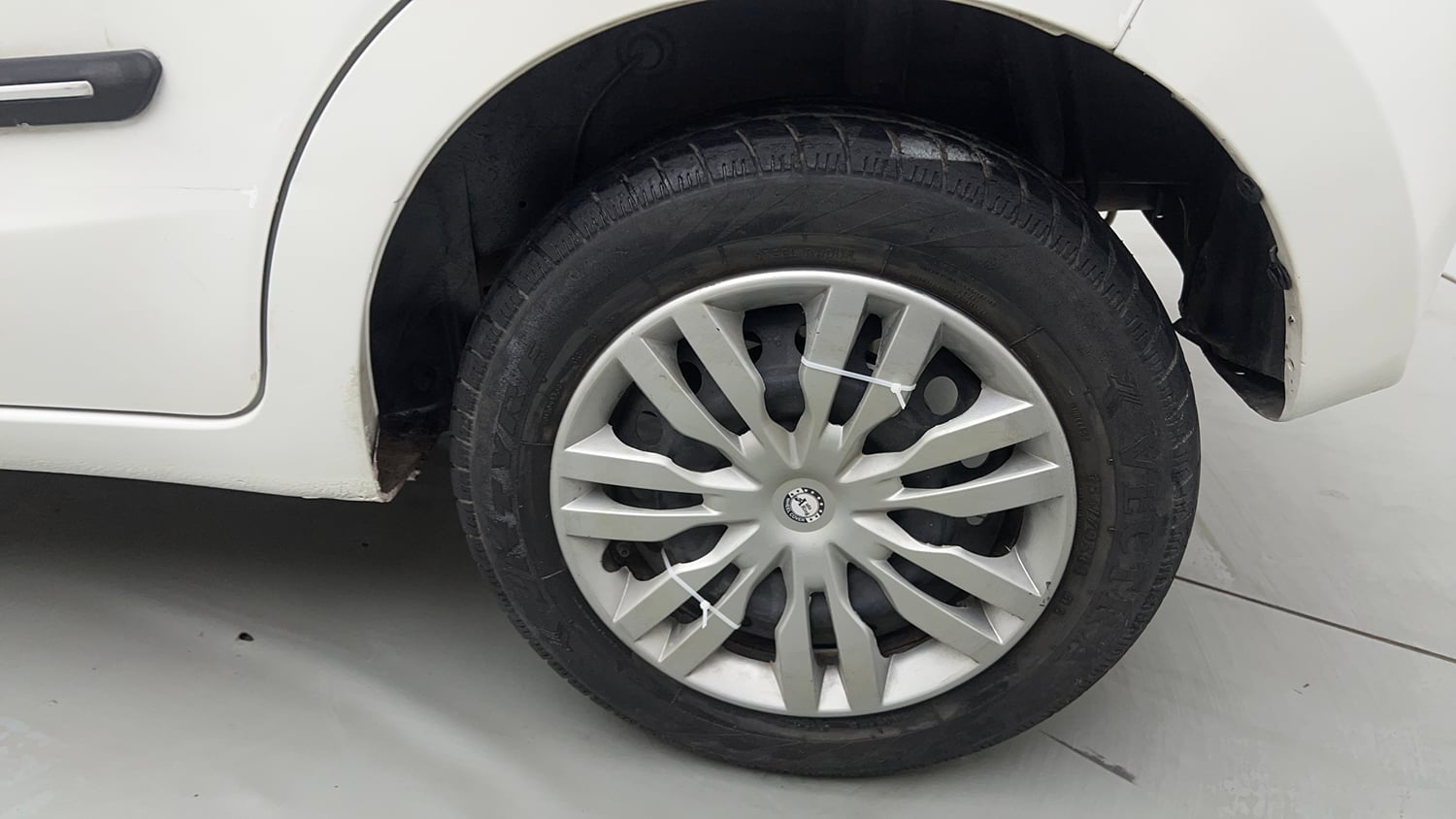 Used 2018 Maruti Suzuki Celerio ZXi (O) AMT Petrol Automatic tyres LEFT REAR TYRE RIM VIEW