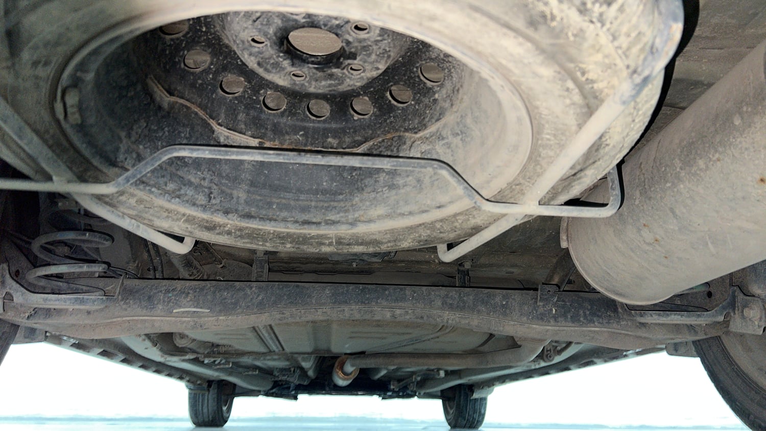 Used 2019 Maruti Suzuki XL6 Alpha AT Petrol Petrol Automatic extra REAR UNDERBODY VIEW (TAKEN FROM REAR)