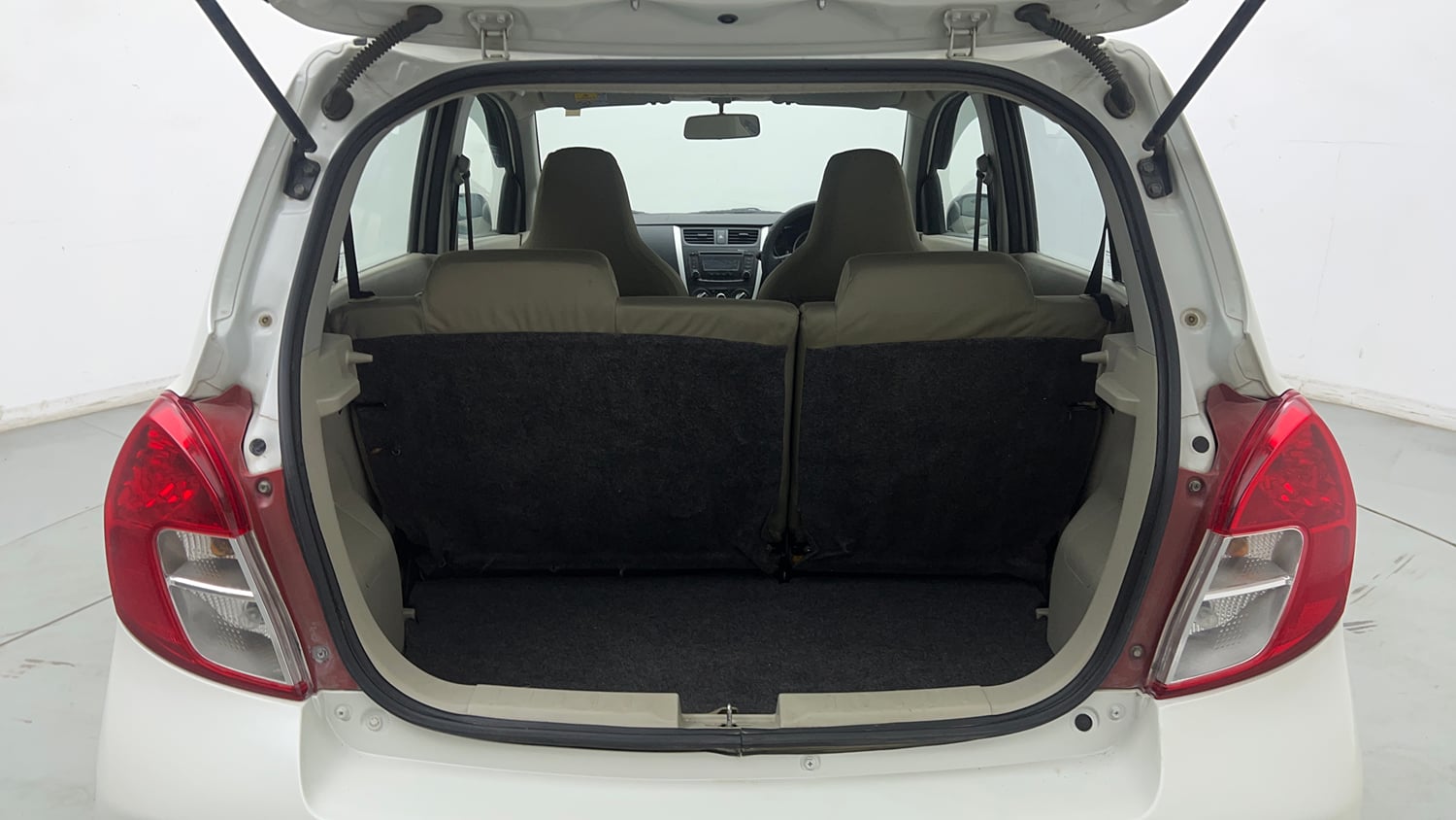 Used 2018 Maruti Suzuki Celerio ZXi (O) AMT Petrol Automatic interior DICKY INSIDE VIEW