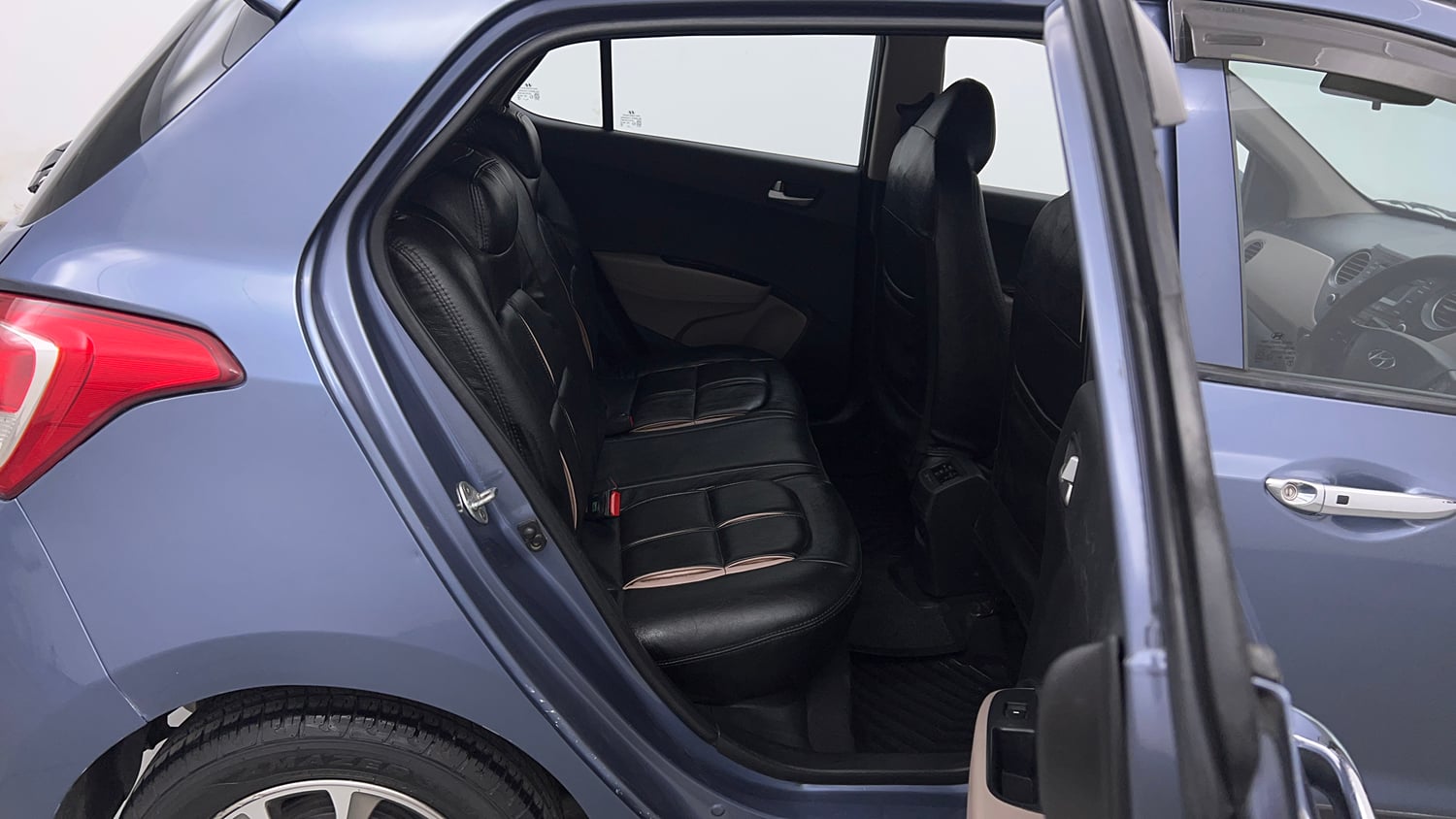 Used 2016 Hyundai Grand i10 Asta 1.2 Kappa VTVT Petrol Manual interior RIGHT SIDE REAR DOOR CABIN VIEW