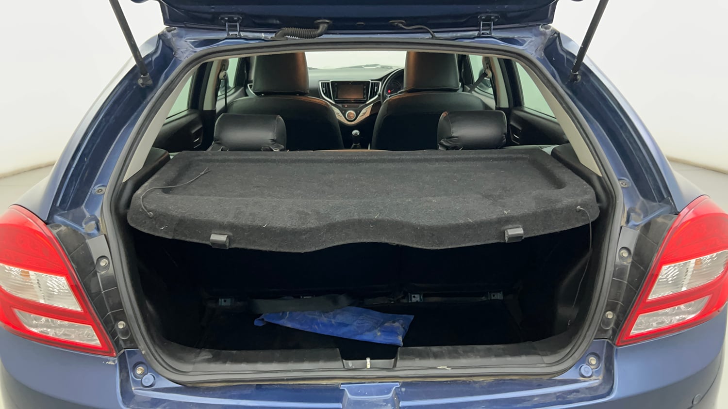 Used 2018 Maruti Suzuki Baleno Alpha 1.2 Petrol Manual interior DICKY INSIDE VIEW